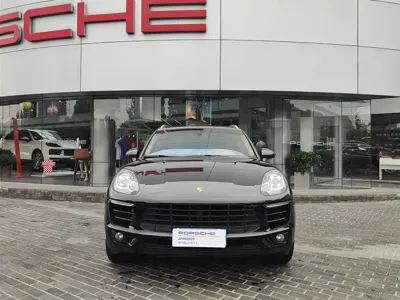 Porsche Macan 2014, 82000 км, за 15288.11 USD
