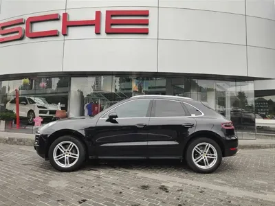 Porsche Macan 2014, 82000 км, за 15288.11 USD