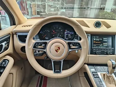 Porsche Macan 2014, 82000 км, за 15288.11 USD - фото 10