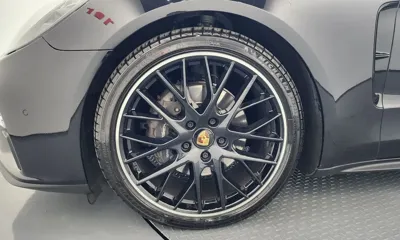 Porsche Panamera 2021, 61330 км, за 64001.58 USD