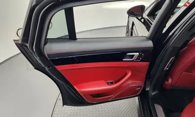 Porsche Panamera 2021, 61330 км, за 63517.95 USD - фото 25