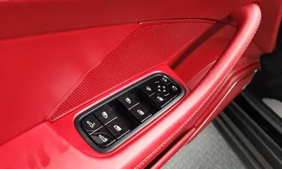 Porsche Panamera 2021, 61330 км, за 63517.95 USD - фото 37