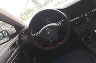 Volkswagen Lavida 2021, 41800 км, за 9169 USD - фото 11