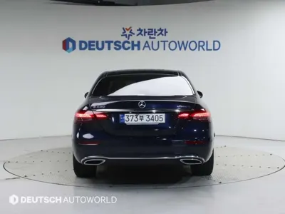 Mercedes-Benz E-Class 2023, 53376 км, за 35053.17 USD