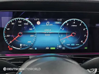 Mercedes-Benz E-Class 2023, 53376 км, за 34788.29 USD - фото 8