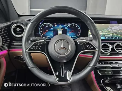 Mercedes-Benz E-Class 2023, 53376 км, за 34788.29 USD - фото 13