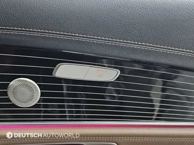Mercedes-Benz E-Class 2023, 53376 км, за 34788.29 USD - фото 16