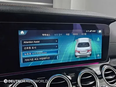 Mercedes-Benz E-Class 2023, 53376 км, за 34788.29 USD - фото 17