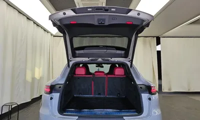Porsche Cayenne 2022, 81570 км, за 57102.53 USD - фото 20