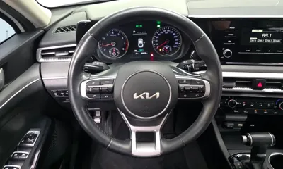 Kia K5 2023, 84606 км, за 12012.6 USD - фото 16