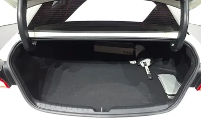 Kia K5 2023, 84606 км, за 12012.6 USD - фото 17