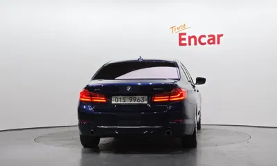 BMW 5-Series 2018, 96431 км, за 16187.64 USD