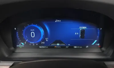 Ford Explorer 2022, 58257 км, за 22801.31 USD - фото 8