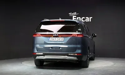 Kia Canival 2023, 32294 км, за 20867.8 USD