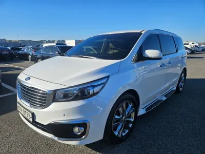 Kia Canival 2017, 117989 км, за 7735.81 USD