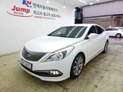 Hyundai Grandeur · 2015 год