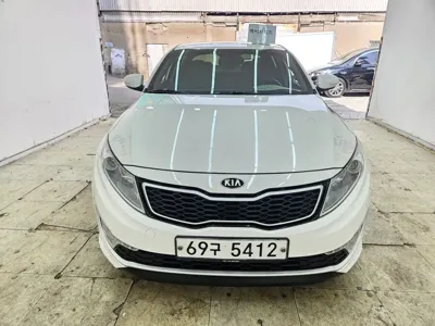 Kia K5 2014, 156600 км, за 3298.52 USD