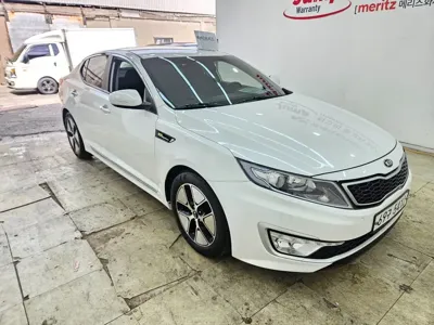 Kia K5 2014, 156600 км, за 3298.52 USD