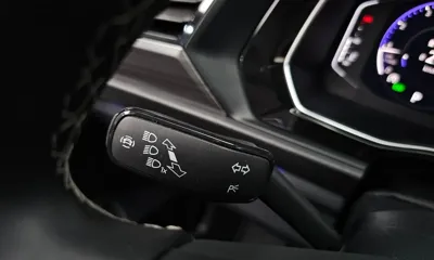 Volkswagen Jetta 2023, 27233 км, за 17583.07 USD - фото 34