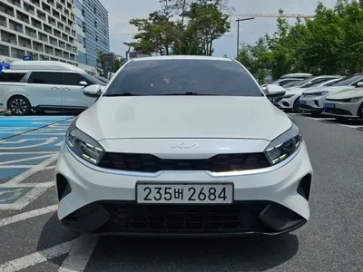 Kia K3 2022, 56000 км, за 9621.01 USD