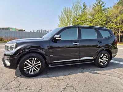 Kia Mohave 2021, 137152 км, за 15622.95 USD