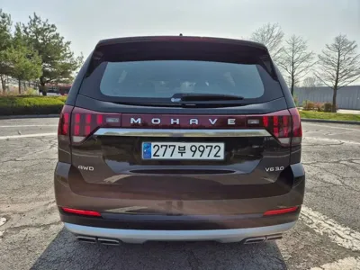 Kia Mohave 2021, 137152 км, за 15622.95 USD