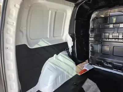 Hyundai Staria 2025, 7313 км, за 17847.71 USD - фото 7