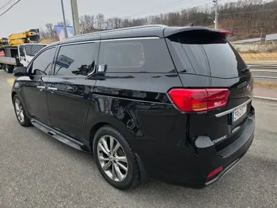 Kia Canival 2020, 48912 км, за 12427.3 USD - фото 6