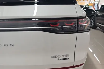 Volkswagen Tavendor 2023, 31900 км, за 27882 USD - фото 9