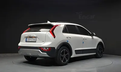 Kia Niro 2022, 122441 км, за 10921.14 USD - фото 2