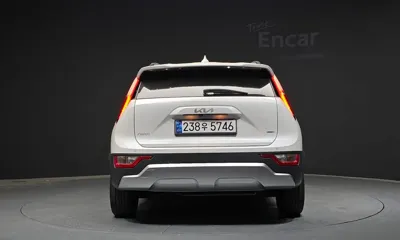Kia Niro 2022, 122441 км, за 10921.14 USD - фото 4