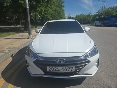 Hyundai Avante 2019, 131161 км, за 4857.56 USD