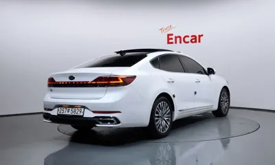 Kia K7 2020, 59974 км, за 15426.02 USD