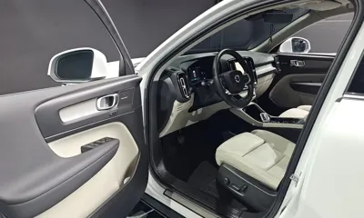 Volvo XC40 2025, 12423 км, за 27491.87 USD - фото 11