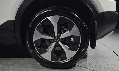 Volvo XC40 2025, 12423 км, за 27491.87 USD - фото 21