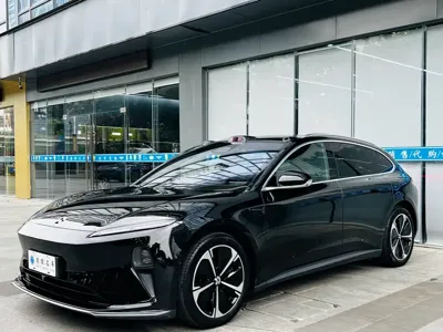 Nio ET5T 2024, 42000 км, за 26050.16 USD