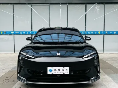 Nio ET5T 2024, 42000 км, за 26050.16 USD