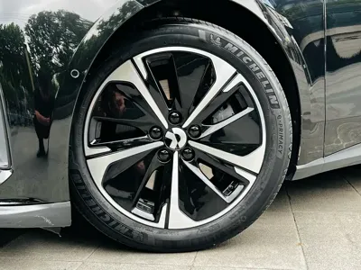 Nio ET5T 2024, 42000 км, за 26050.16 USD