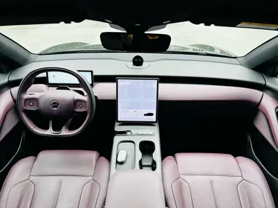 Nio ET5T 2024, 42000 км, за 25815.92 USD - фото 7