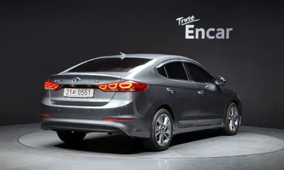 Hyundai Avante 2017, 44199 км, за 5525.58 USD