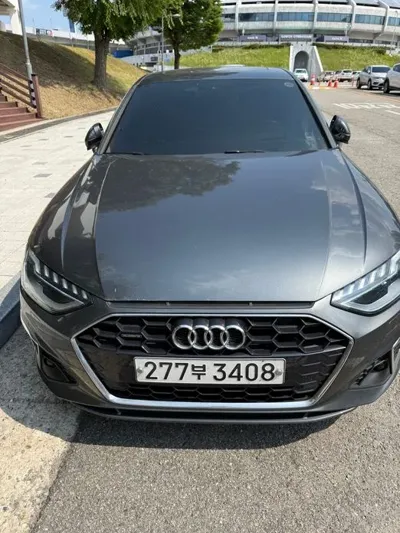 Audi A4 · 2020 год