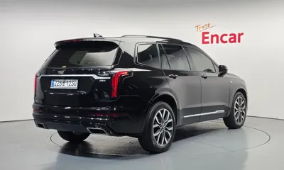 Cadillac XT6 2023, 21868 км, за 31811.11 USD