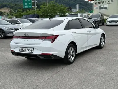 Hyundai Avante 2021, 101000 км, за 8927.4 USD - фото 6