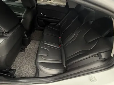 Hyundai Avante 2021, 101000 км, за 8927.4 USD - фото 7