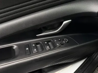 Hyundai Avante 2021, 101000 км, за 8927.4 USD - фото 9