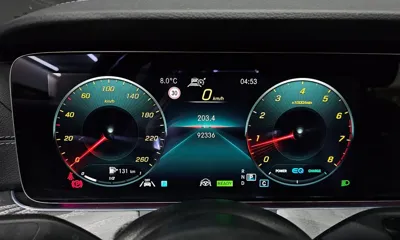 Mercedes-Benz E-Class 2022, 92336 км, за 26905.55 USD - фото 8