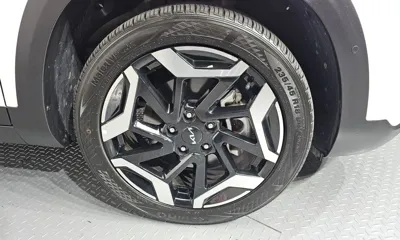 Kia Seltos 2024, 15614 км, за 17920.44 USD - фото 21