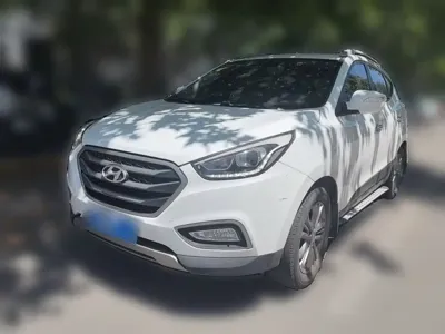 Hyundai ix35 2014, 148800 км, за 4730.97 USD