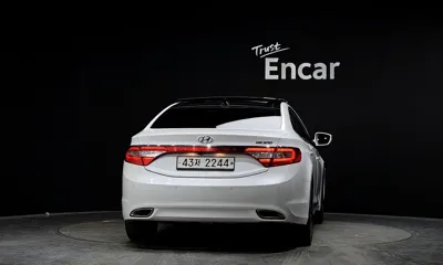 Hyundai Grandeur 2014, 120778 км, за 5139.22 USD