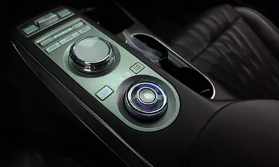 Genesis GV70 2023, 67101 км, за 21426.72 USD - фото 9